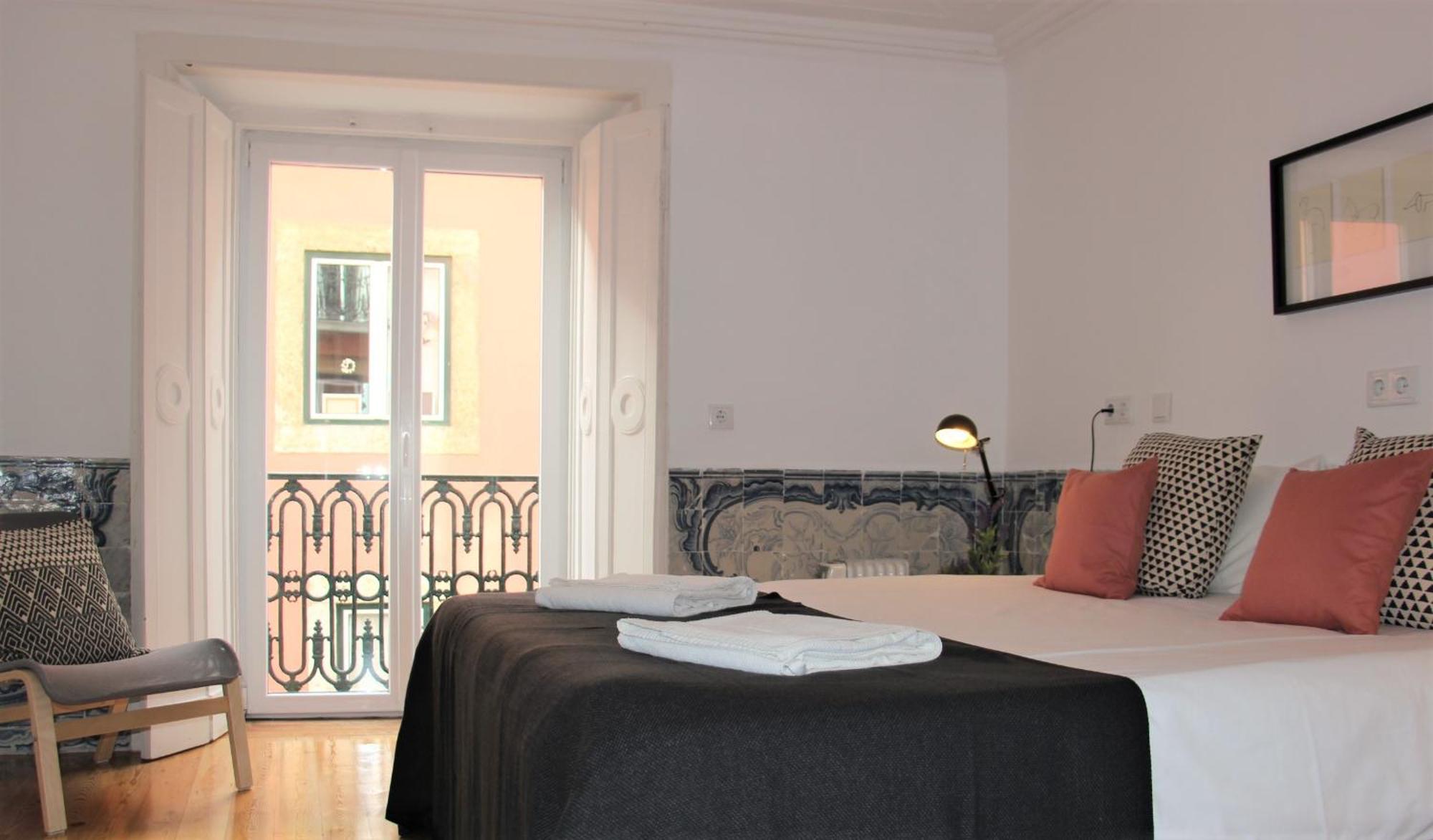 C3 Bairro Alto Cozy Romantic Loft In 18Th Century Building Lisboa Extérieur photo